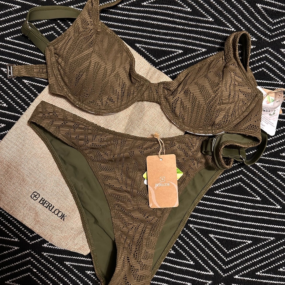 Berlook 2 piece bikini crochet set